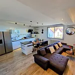 Holiday home Lilou Superbe Roof Top, Vue Mer, Climatisation Sete